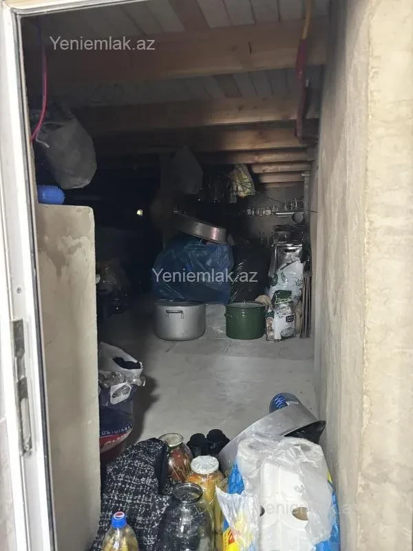Satılır 6 otaqlı həyət evi 130 m²