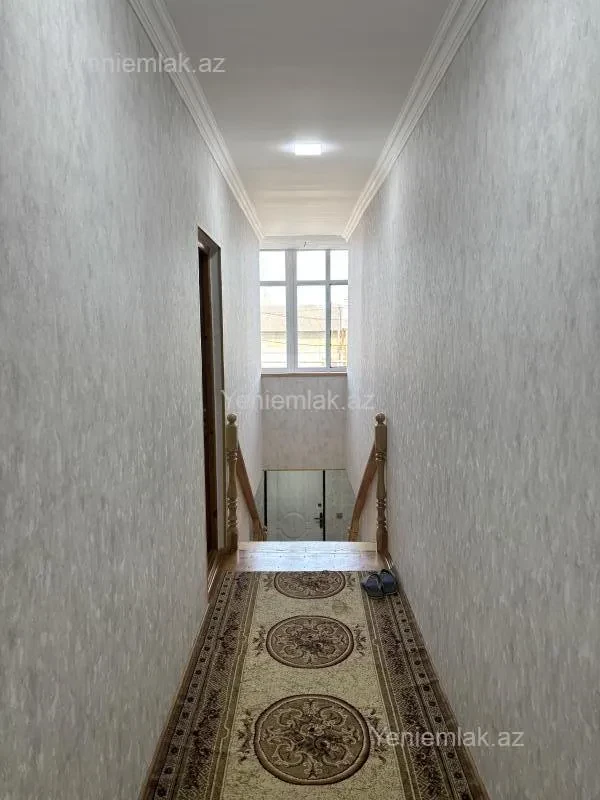 Satılır 6 otaqlı həyət evi 130 m²