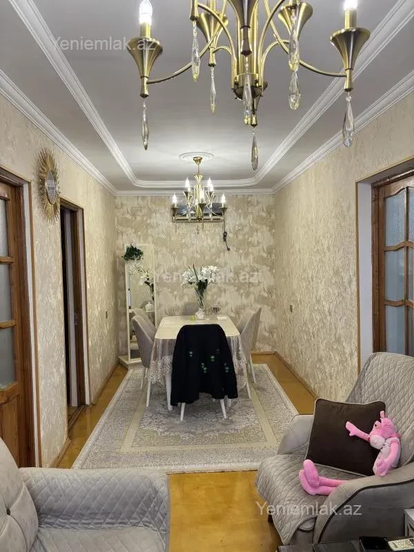 Satılır 6 otaqlı həyət evi 130 m²