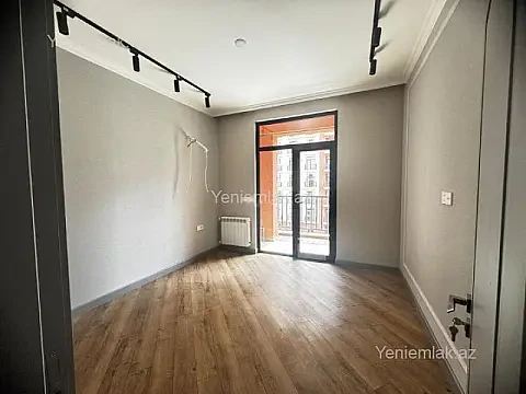 Satılır 2 otaqlı yeni tikili 60 m²