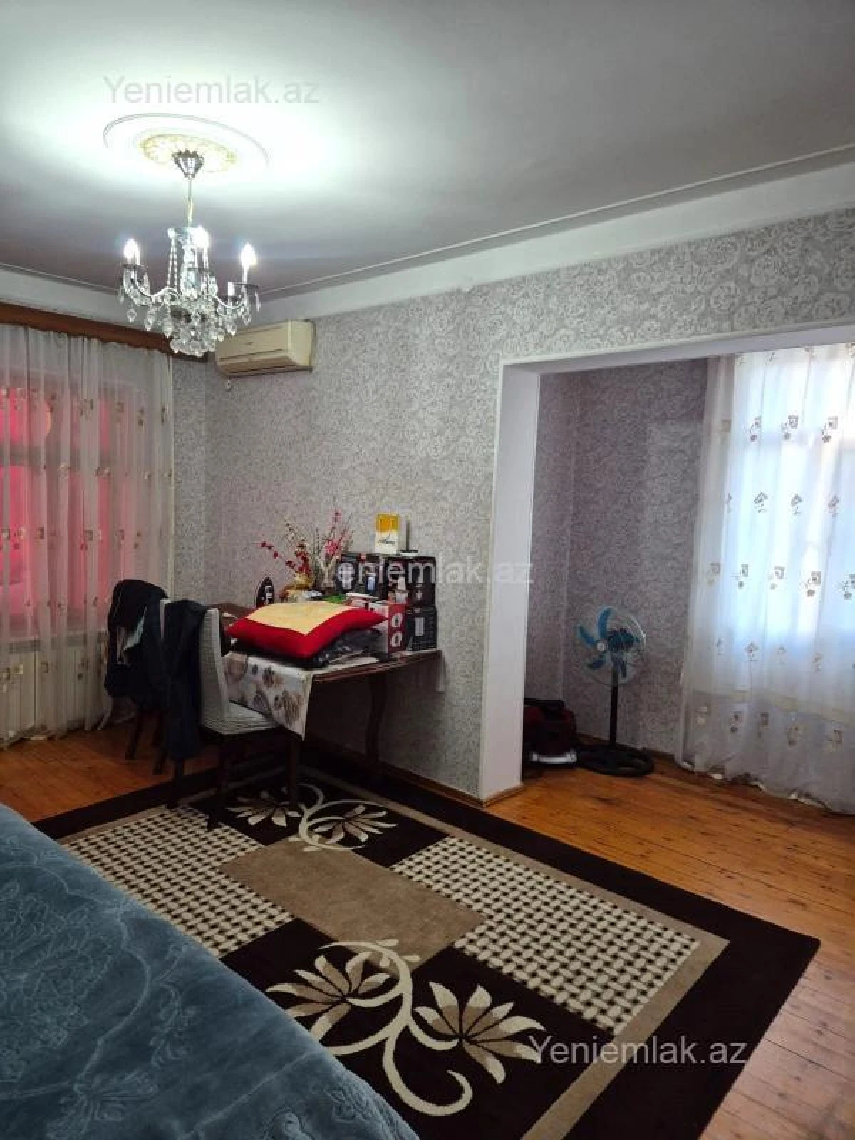 Satılır 2 otaqlı köhnə tikili 60 m²