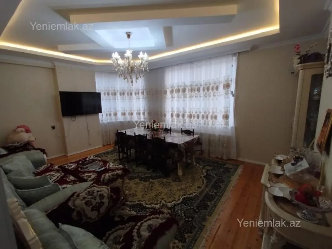 Satılır 3 otaqlı yeni tikili 115 m²