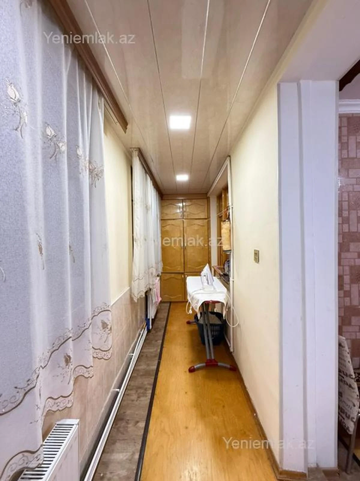 Satılır 2 otaqlı köhnə tikili 50 m²