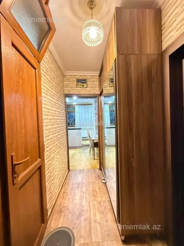 Satılır 2 otaqlı köhnə tikili 50 m²