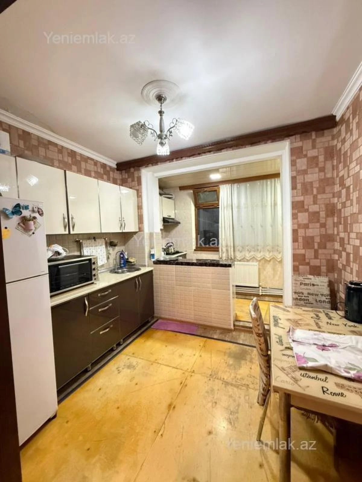 Satılır 2 otaqlı köhnə tikili 50 m²