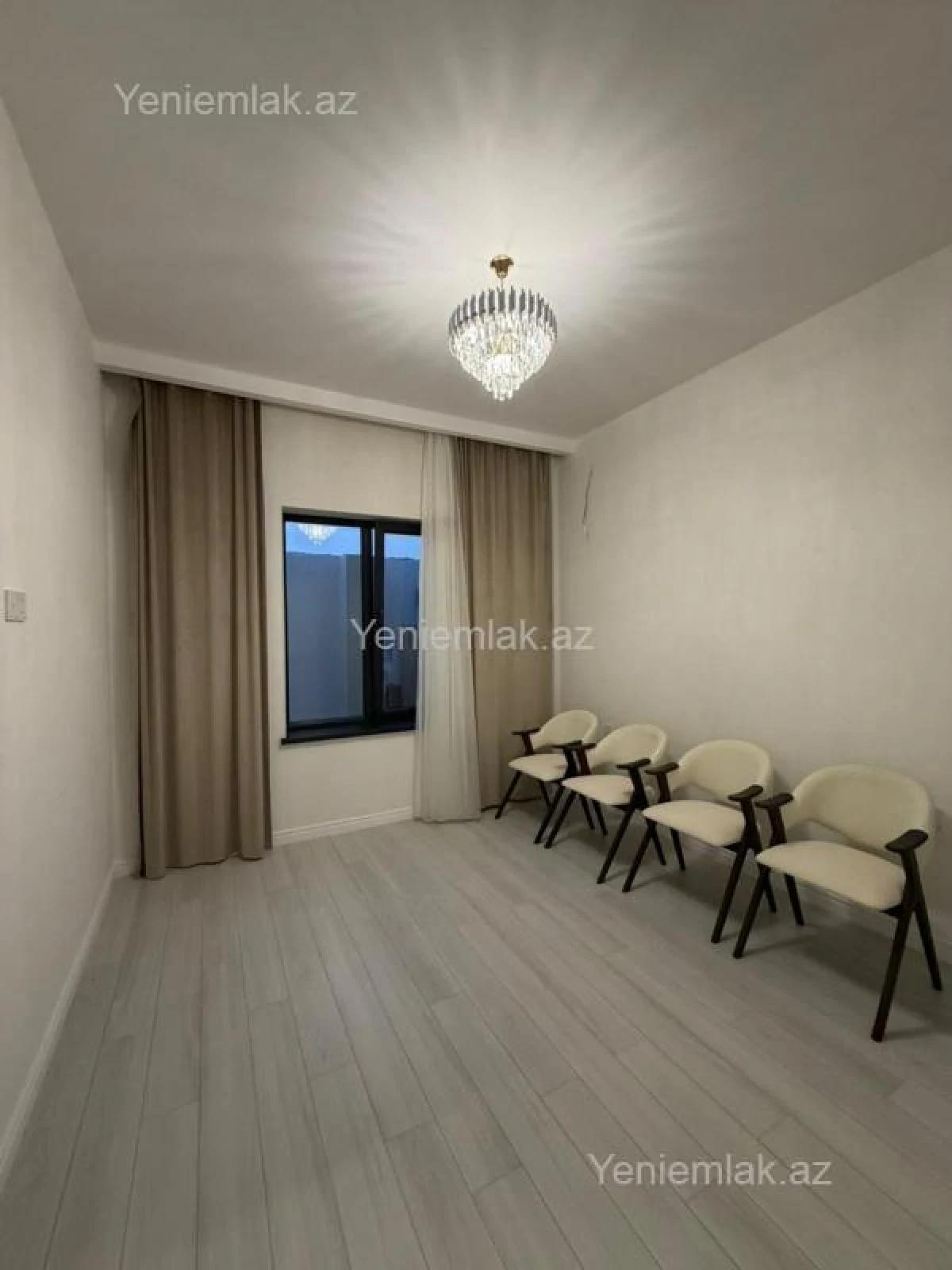 Satılır 4 otaqlı həyət evi 150 m²