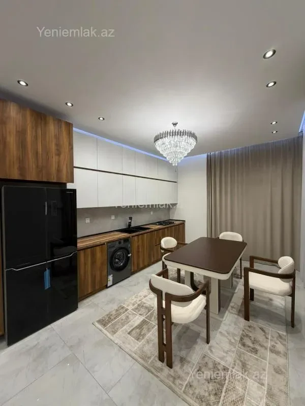Satılır 4 otaqlı həyət evi 150 m²