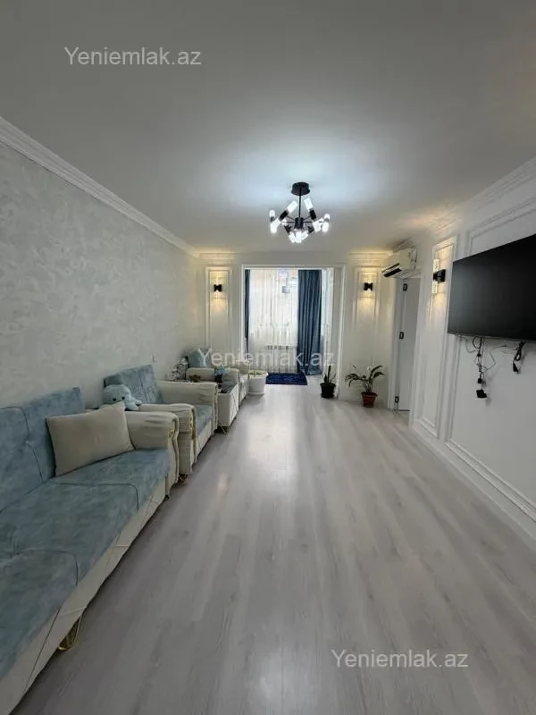 Satılır 2 otaqlı köhnə tikili 50 m²
