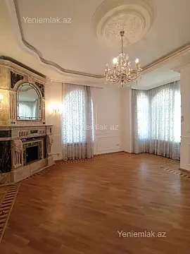 Satılır 8 otaqlı həyət evi 650 m² — Bakı, Yasamal 8 otaq 650.00 m²