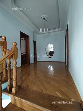 Satılır 8 otaqlı həyət evi 650 m²