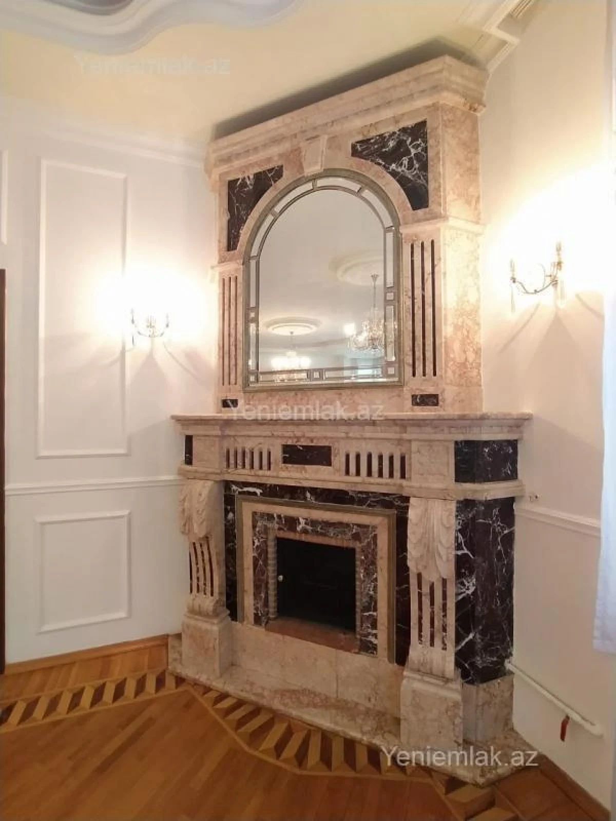 Satılır 8 otaqlı həyət evi 650 m²