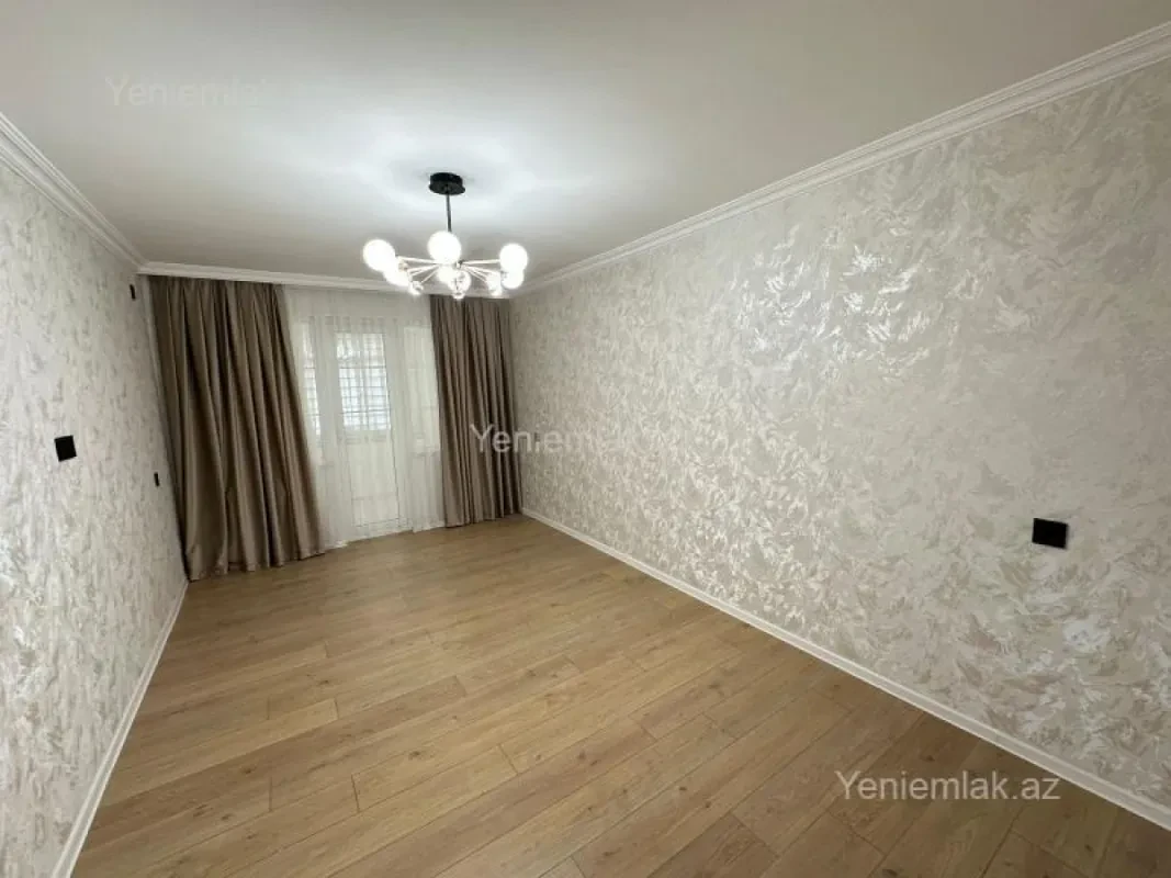 Satılır 3 otaqlı köhnə tikili 80 m²