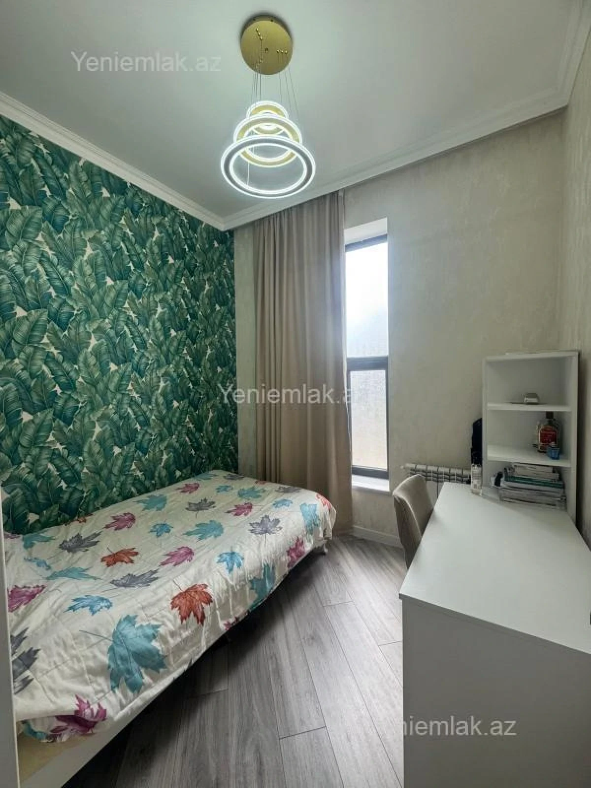 Satılır 6 otaqlı həyət evi 220 m²