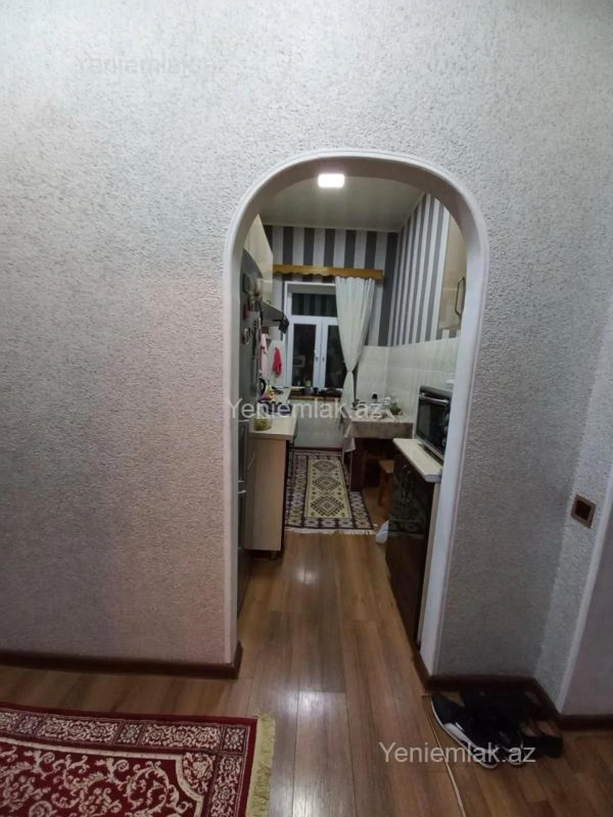 Satılır 2 otaqlı köhnə tikili 50 m²