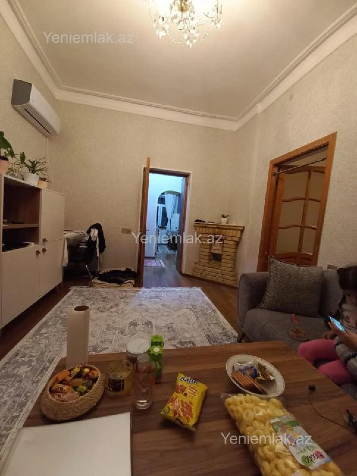 Satılır 2 otaqlı köhnə tikili 50 m²
