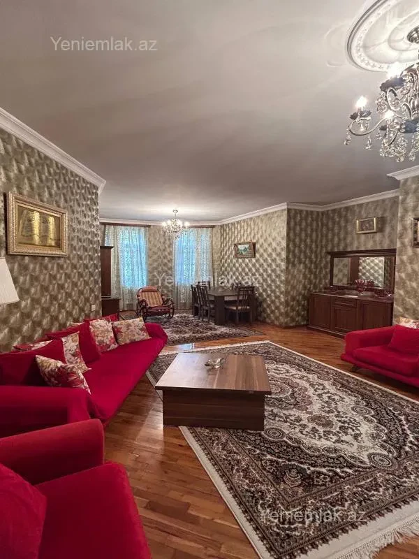 Satılır 4 otaqlı həyət evi 150 m²