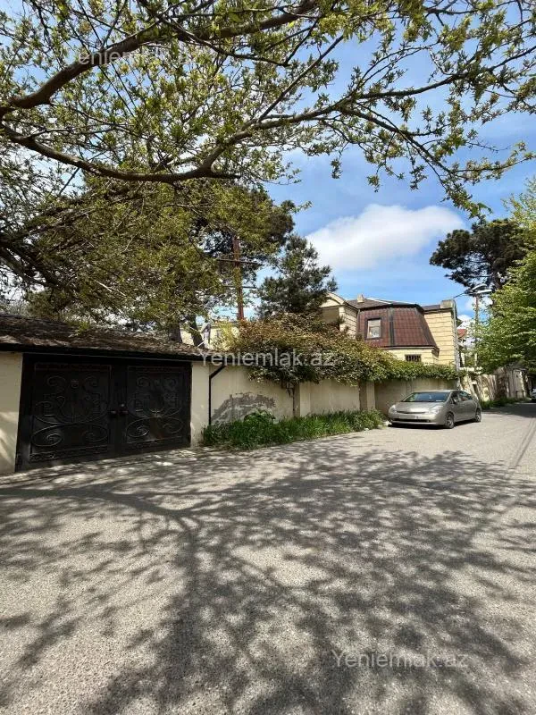 Satılır 4 otaqlı həyət evi 150 m²