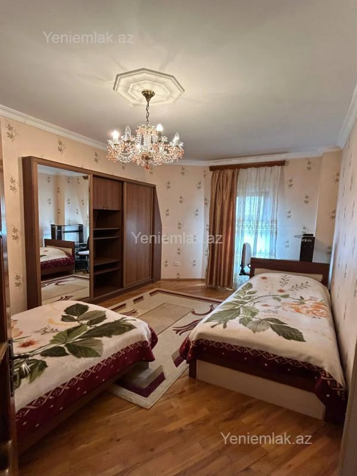 Satılır 4 otaqlı həyət evi 150 m²