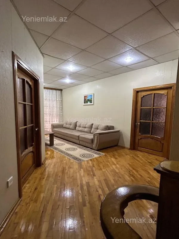 Satılır 4 otaqlı həyət evi 150 m²