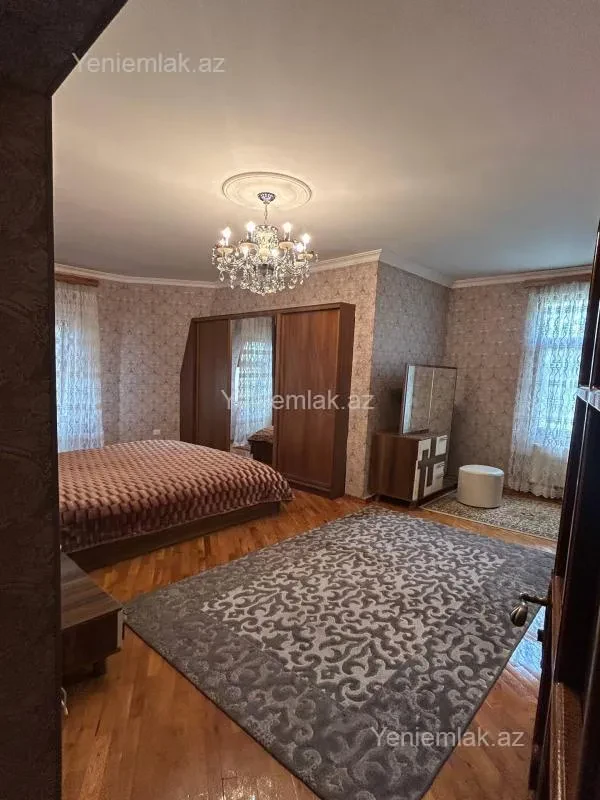 Satılır 4 otaqlı həyət evi 150 m²