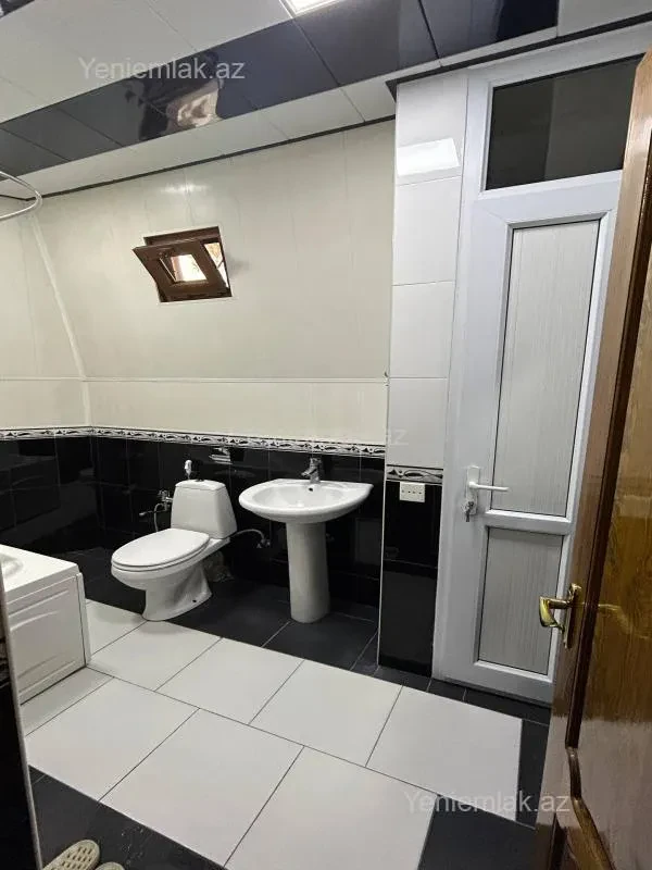 Satılır 4 otaqlı həyət evi 150 m²