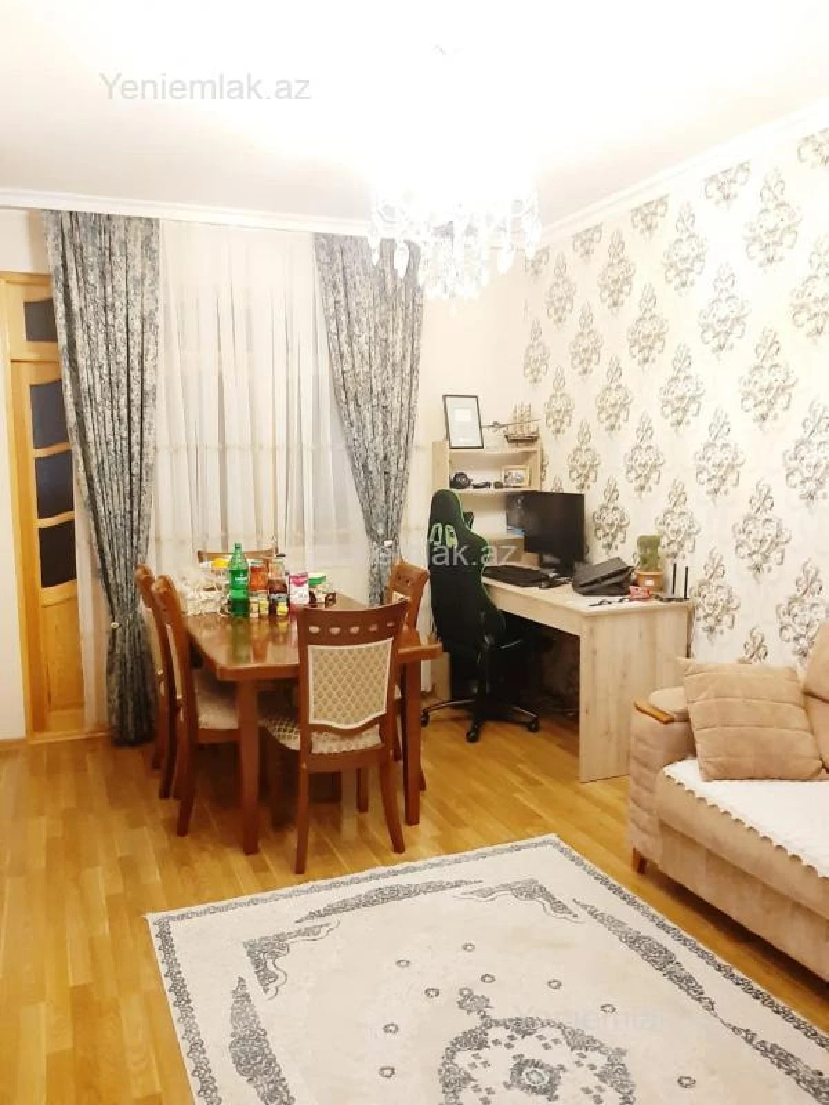 Satılır 2 otaqlı köhnə tikili 60 m²