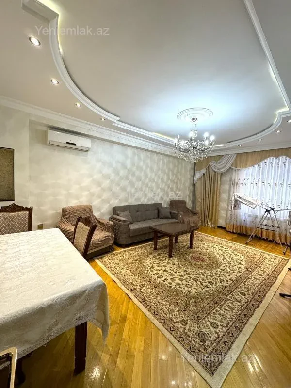 Satılır 3 otaqlı yeni tikili 100 m²