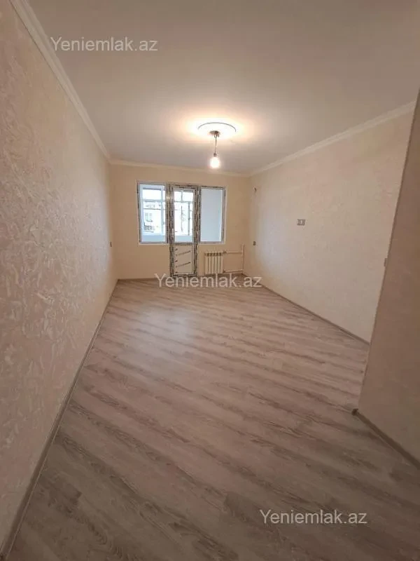 Satılır 1 otaqlı köhnə tikili 40 m²