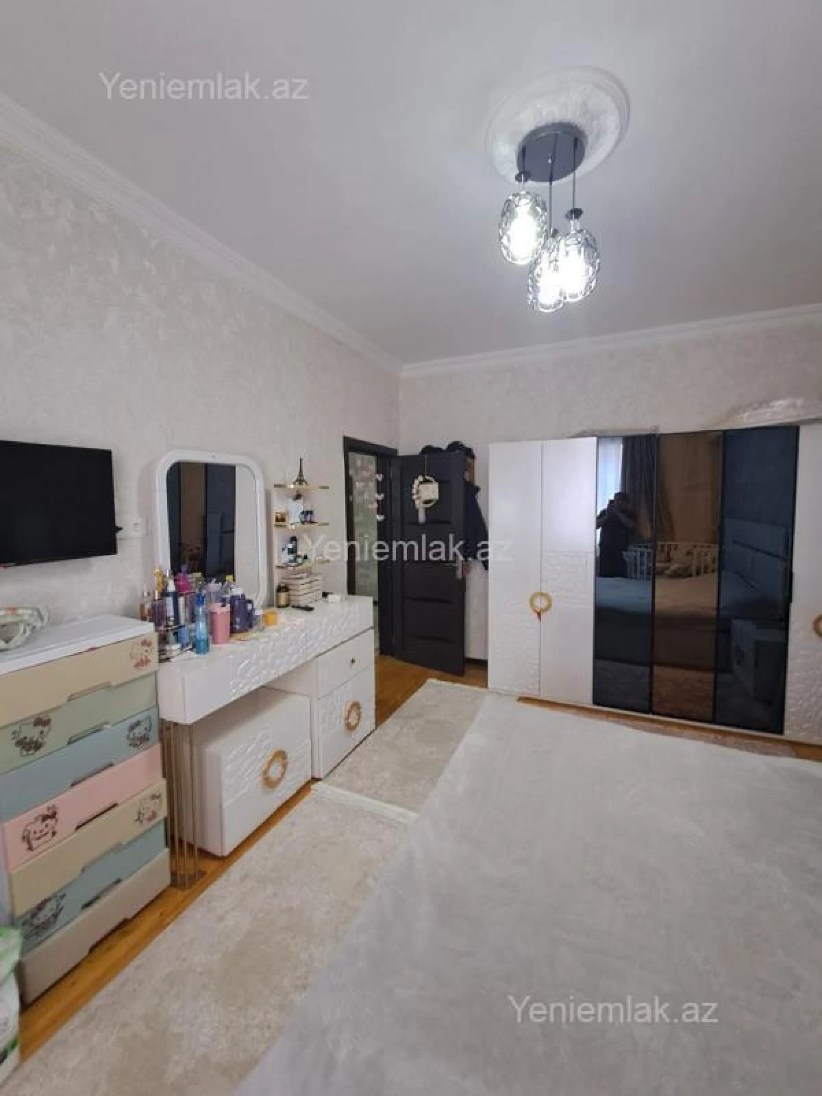 Satılır 4 otaqlı həyət evi 185 m²