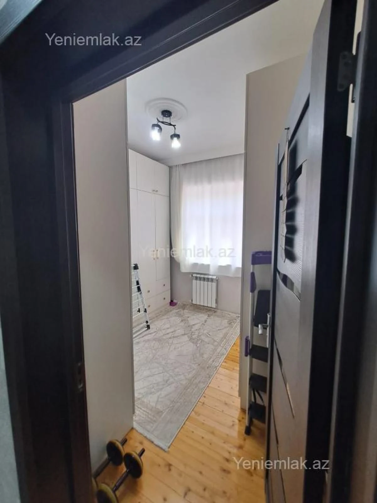Satılır 4 otaqlı həyət evi 185 m²