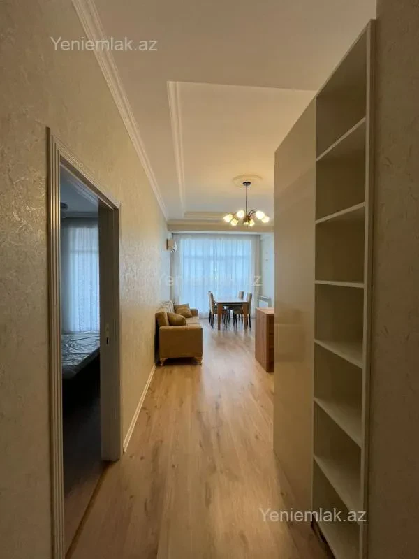 Satılır 2 otaqlı yeni tikili 61 m²