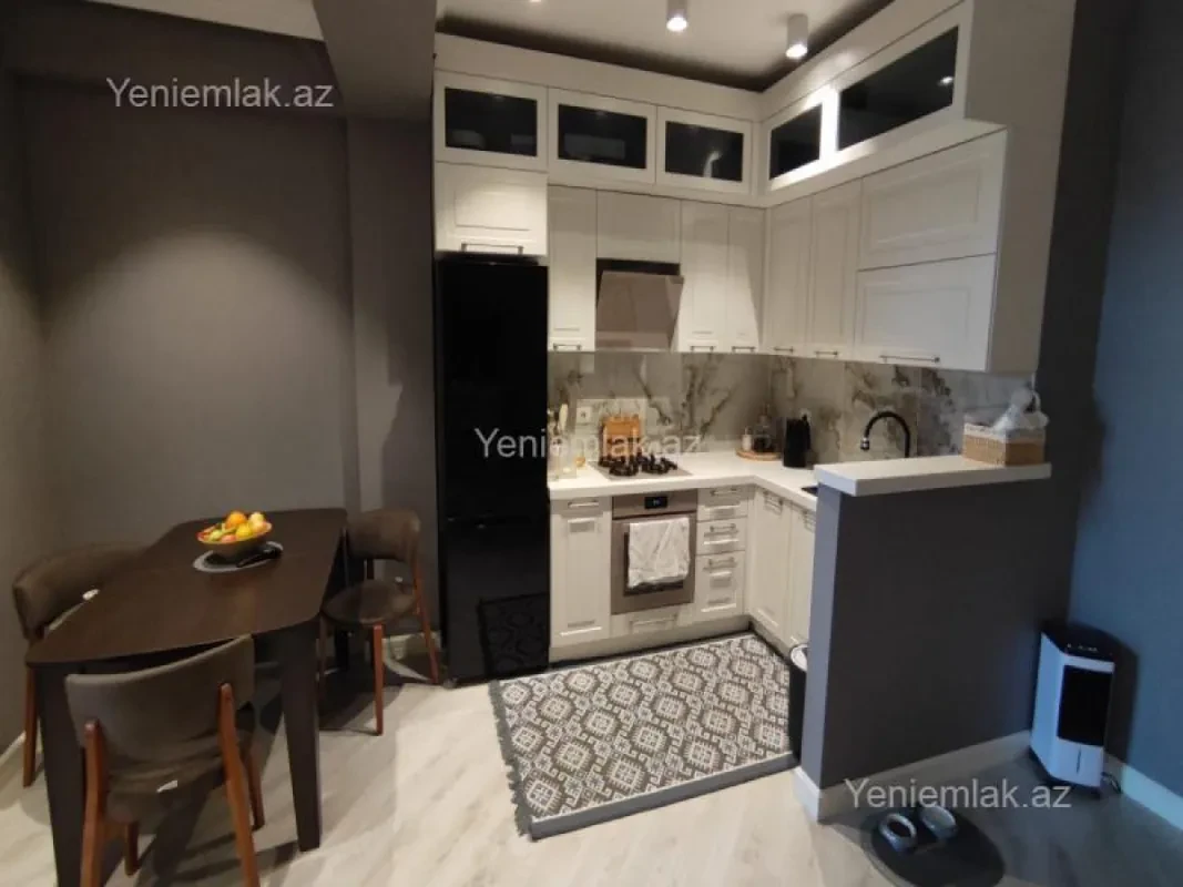 Satılır 3 otaqlı yeni tikili 85 m²