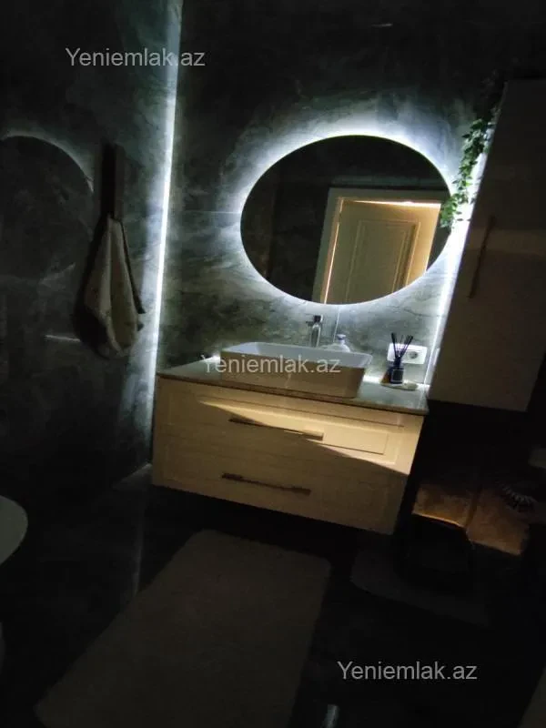 Satılır 3 otaqlı yeni tikili 85 m²
