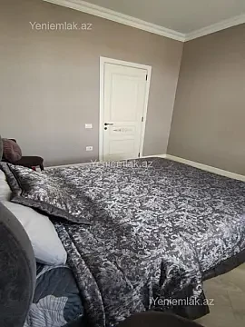 Satılır 3 otaqlı yeni tikili 85 m²