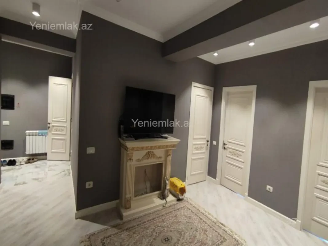Satılır 3 otaqlı yeni tikili 85 m²