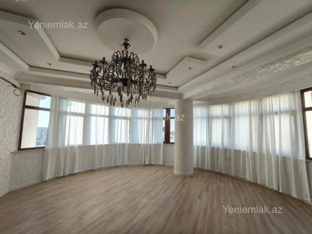 Satılır 4 otaqlı yeni tikili 160 m²