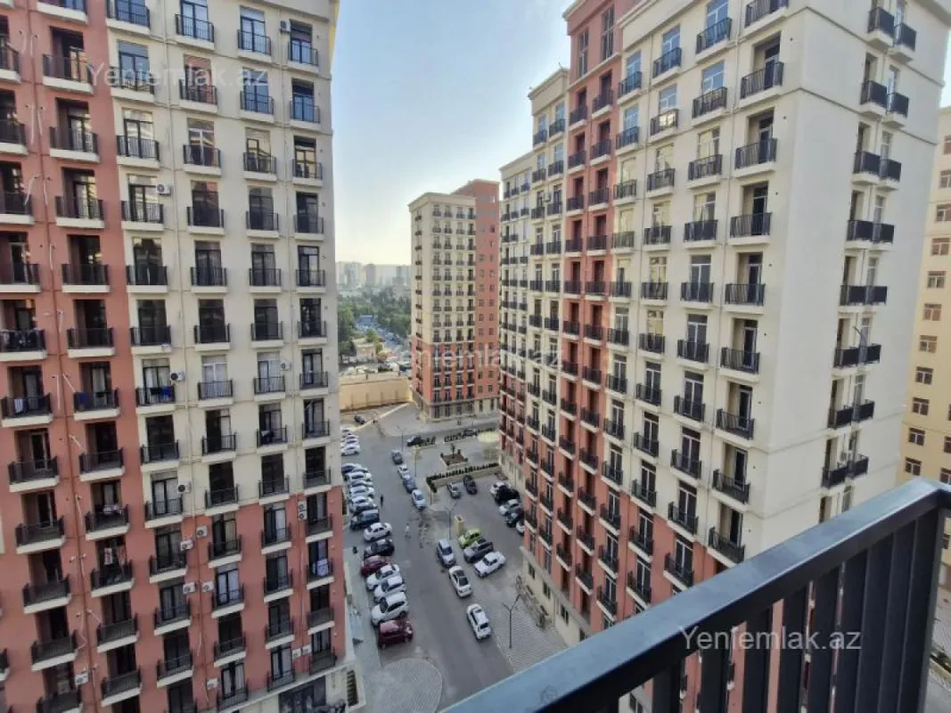 Satılır 2 otaqlı yeni tikili 82 m²