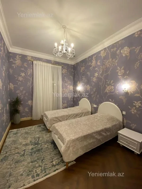 Satılır 4 otaqlı həyət evi 150 m²