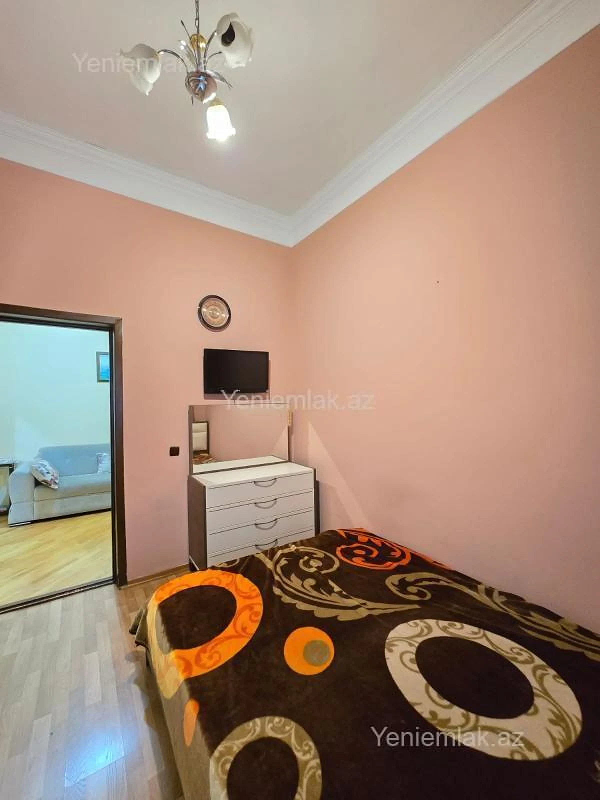 Satılır 6 otaqlı həyət evi 230 m²
