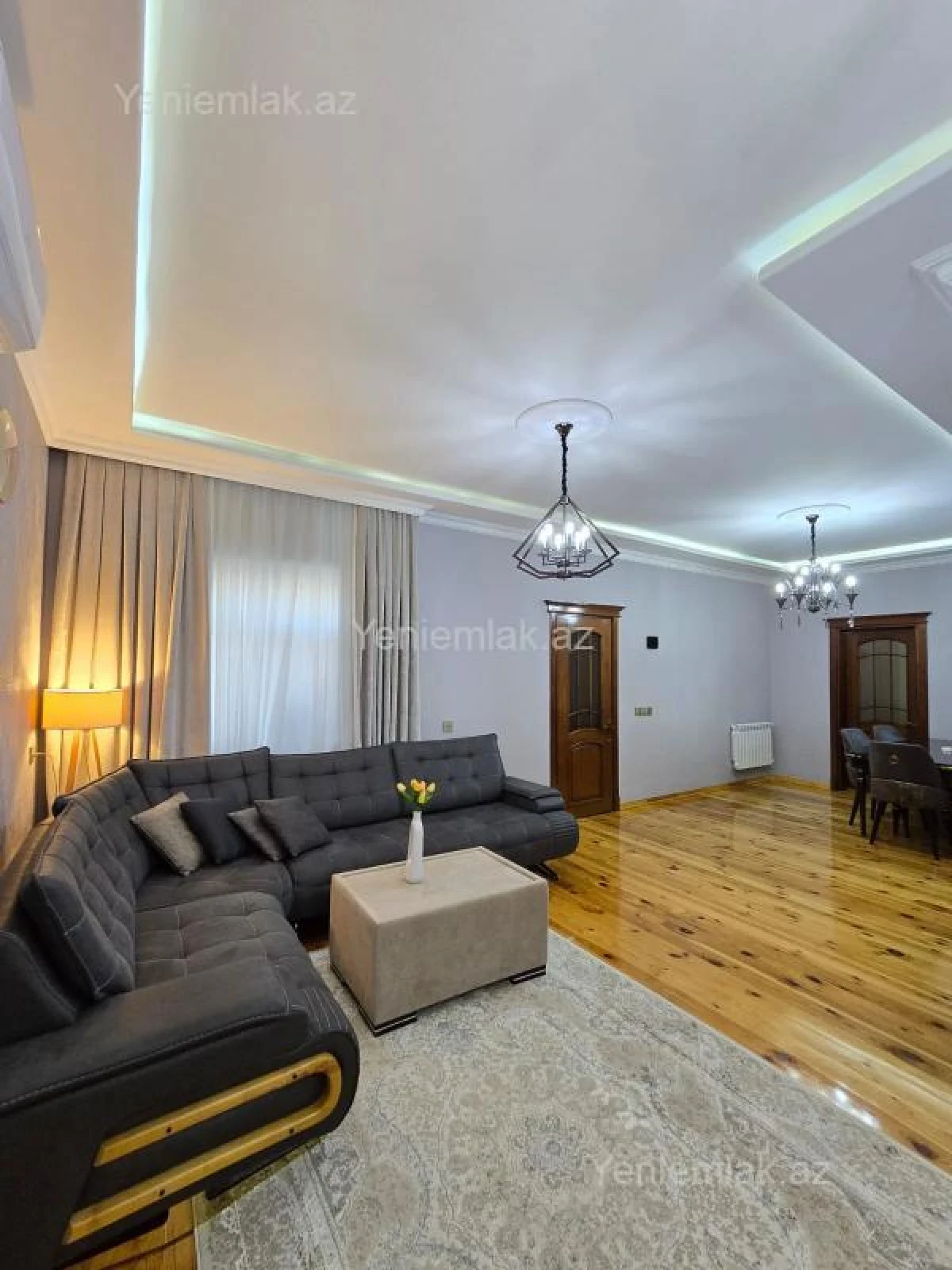 Satılır 6 otaqlı həyət evi 230 m²