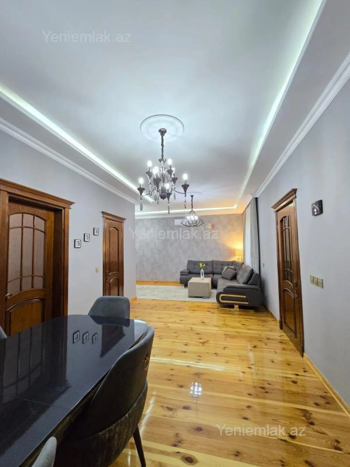 Satılır 6 otaqlı həyət evi 230 m²