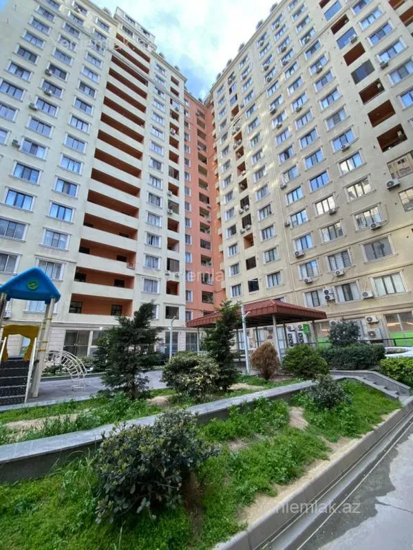 Satılır 2 otaqlı yeni tikili 110 m²