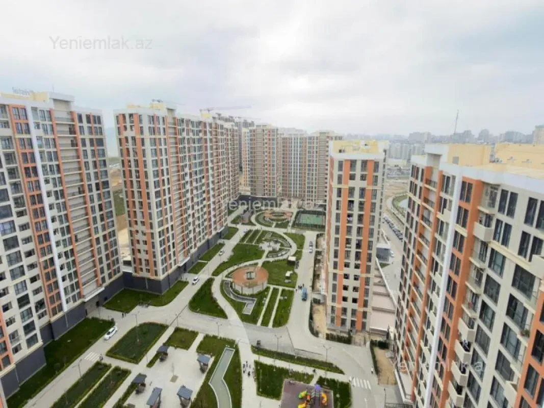 Satılır 3 otaqlı yeni tikili 86 m²