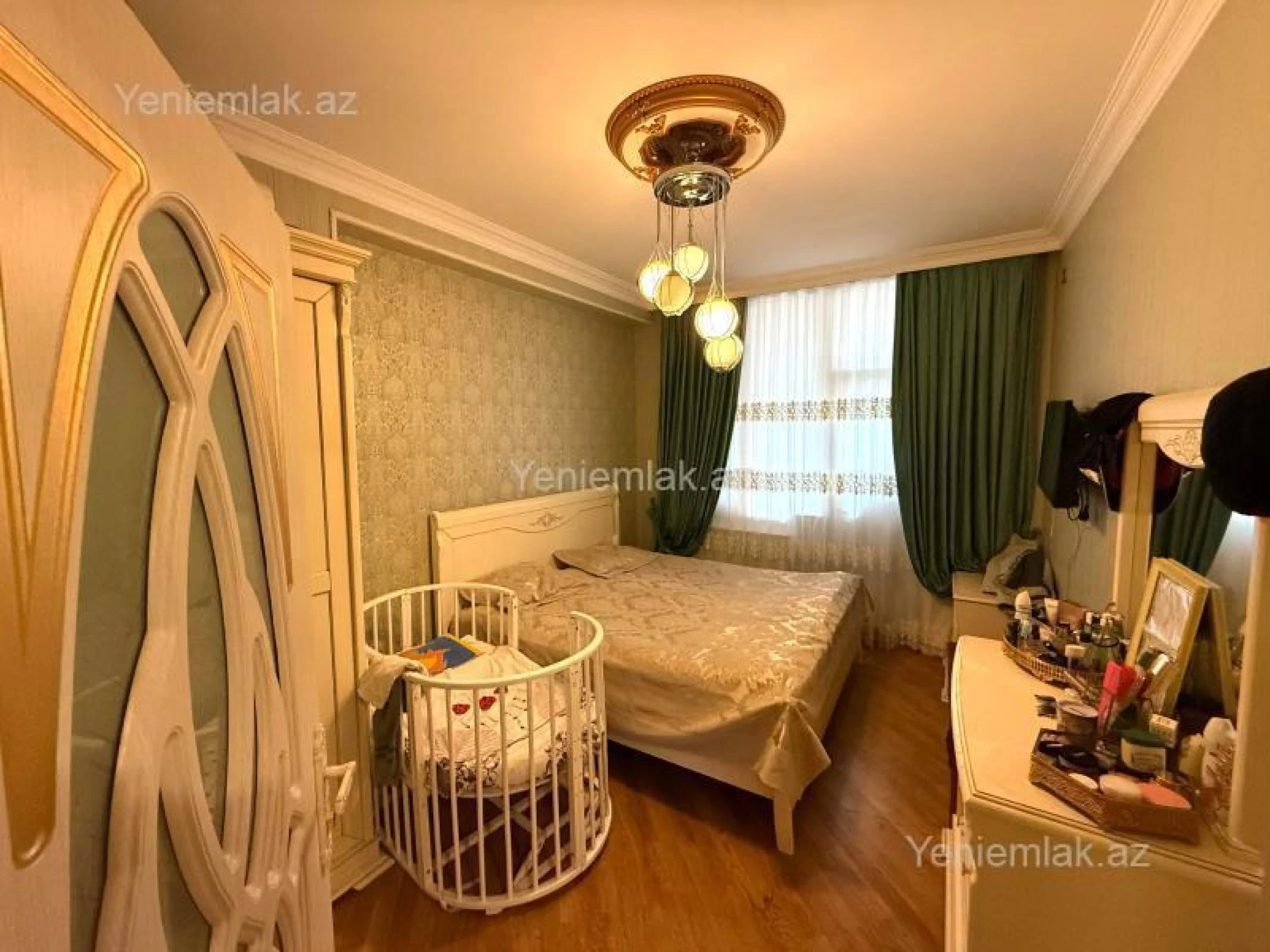 Satılır 4 otaqlı yeni tikili 135 m²