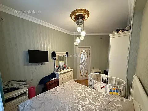 Satılır 4 otaqlı yeni tikili 135 m²