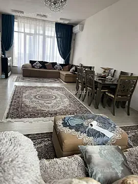 Satılır 7 otaqlı həyət evi 350 m²