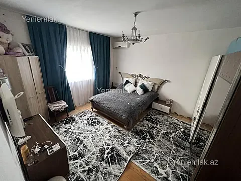 Satılır 7 otaqlı həyət evi 350 m²