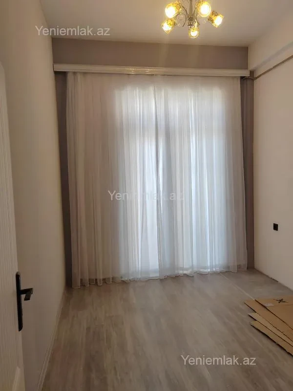Satılır 3 otaqlı yeni tikili 82.2 m²