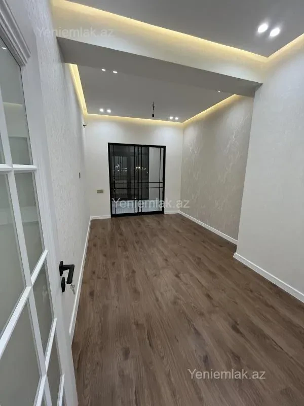 Satılır 2 otaqlı yeni tikili 60 m²