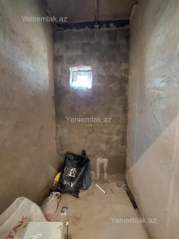 Satılır 5 otaqlı həyət evi 162 m²